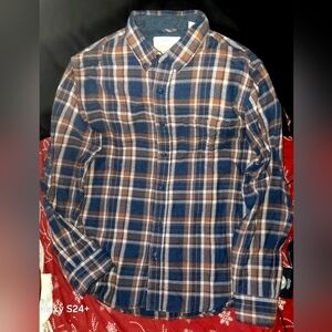 Men's Cotton Flannel Blue and Brown Plaid Long Sleeves Casual WeatherProof Shirt